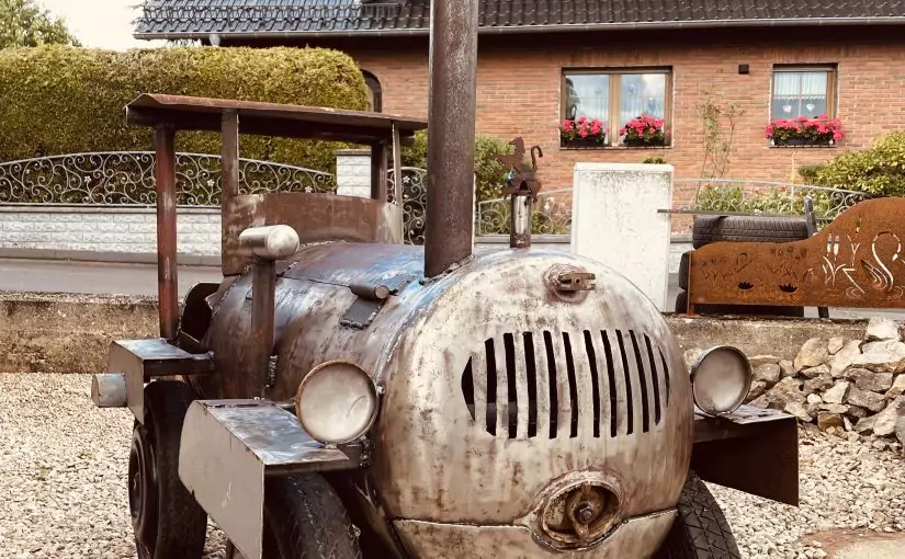 Einzigartige Grills: Traktor – Dampflok
